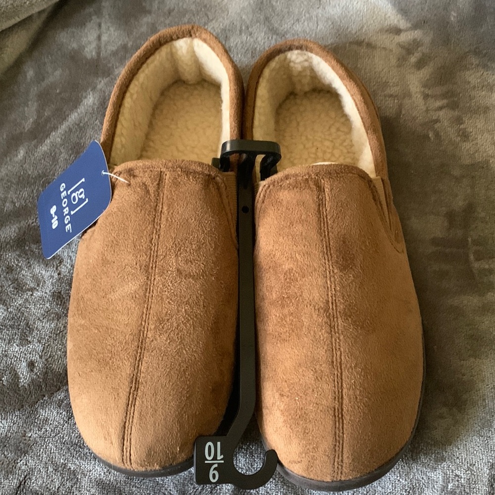George Mens slippers